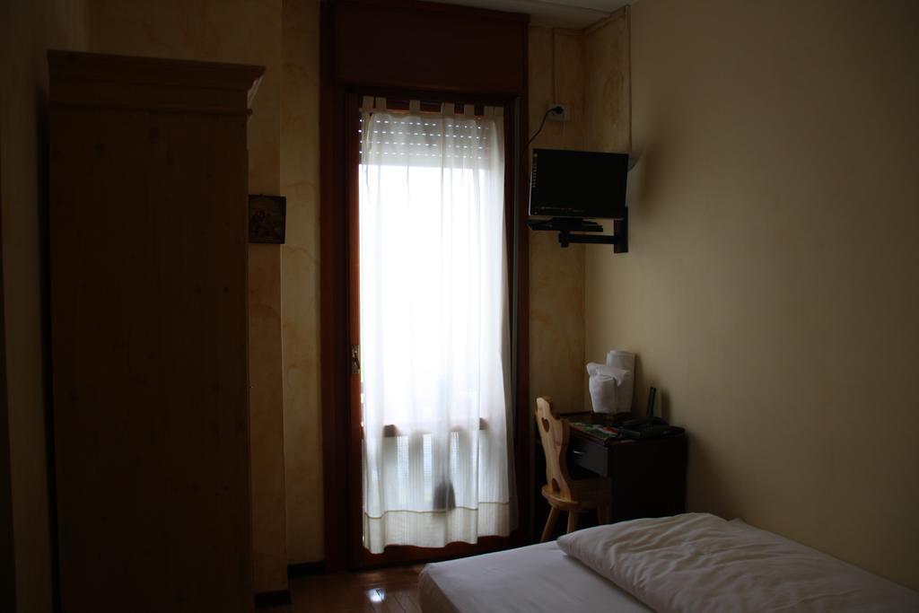 Hotel La Caminatha Val di Zoldo Phòng bức ảnh