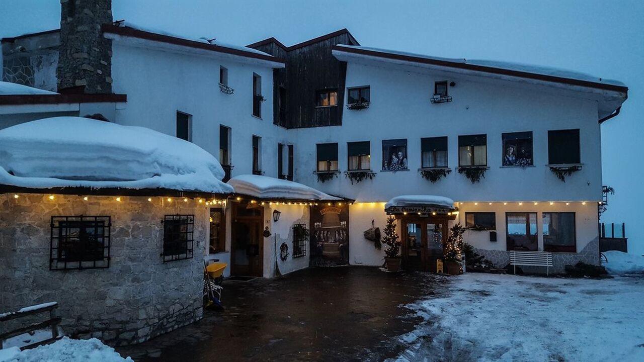 Hotel La Caminatha Val di Zoldo Ngoại thất bức ảnh